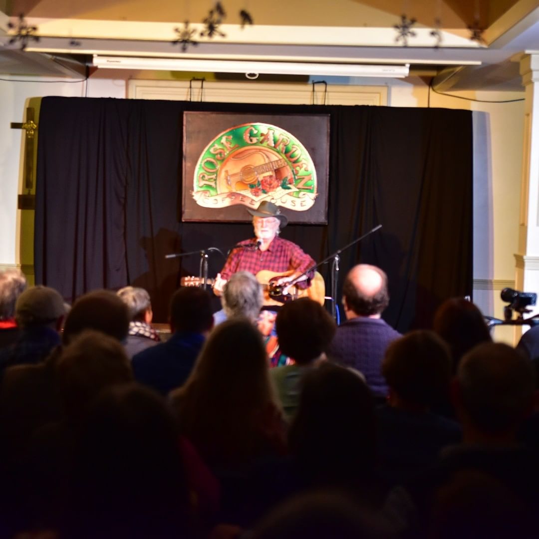 Bill Staines played to a full house Saturday night. Jared Ide photo @afitterself