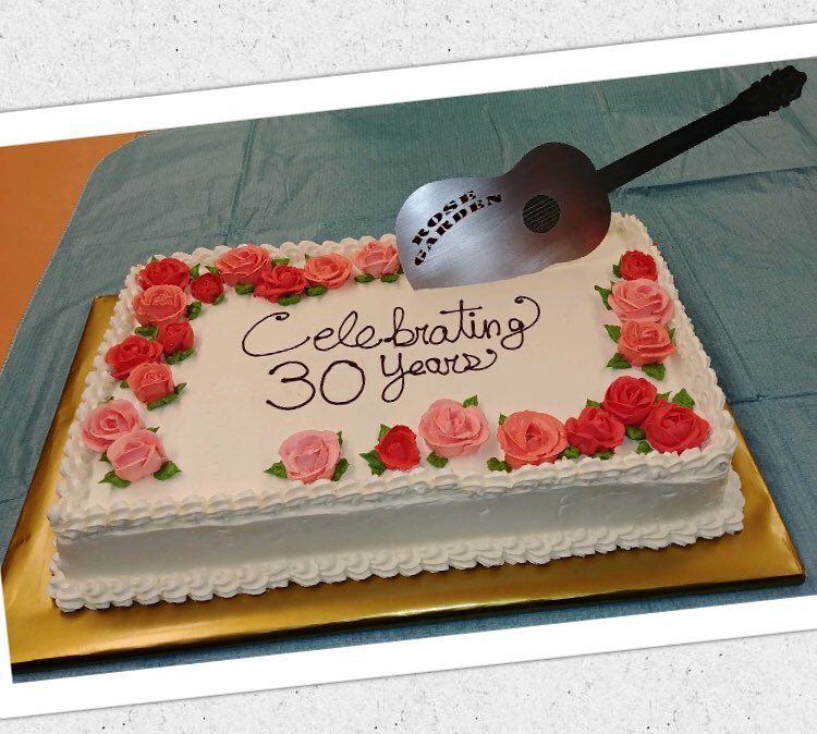 Come join us in celebrating 30 years of great folk tonight! And enjoy some yummy cake homemade by our volunteers!